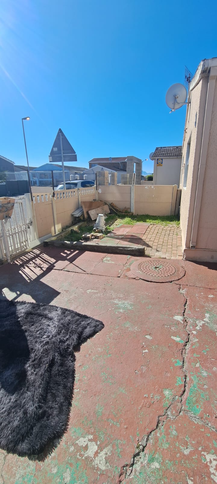 3 Bedroom Property for Sale in Portlands Western Cape